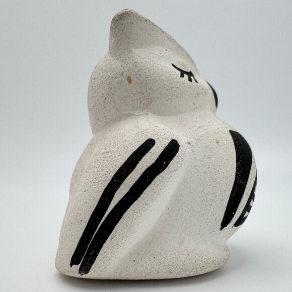 Acoma Pueblo Handcrafted Ceramic Owl Figurine Black & White Pottery - Picture 5 of 7